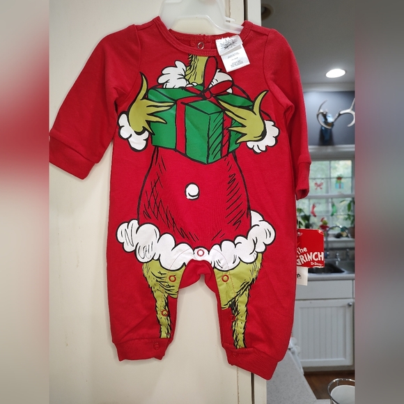 Dr. Seuss Grinch Baby Coverall Size 0 - 3 Months NEW The Grinch Baby Pajamas - Picture 5 of 6